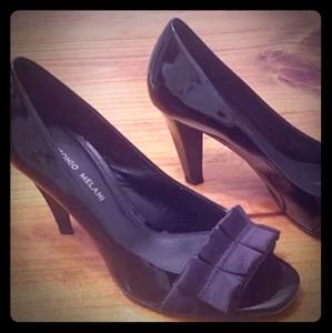 Size 9 patent leather heels